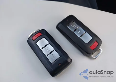 2014 Mitsubishi Outlander Se z USA, uszkodzony, nr VIN JA4AZ3A35EZ002425